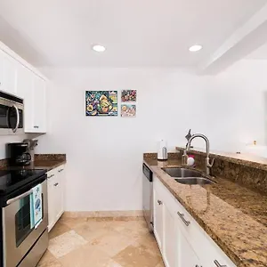 https://the-cottonwood-house-beach-villa.comcaribbean.com