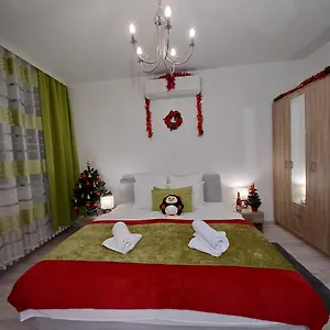  Apartment Corner